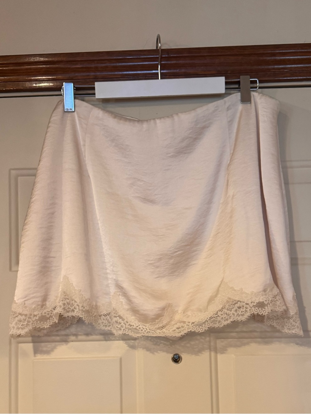 Cream Lace Trim Mini Skort